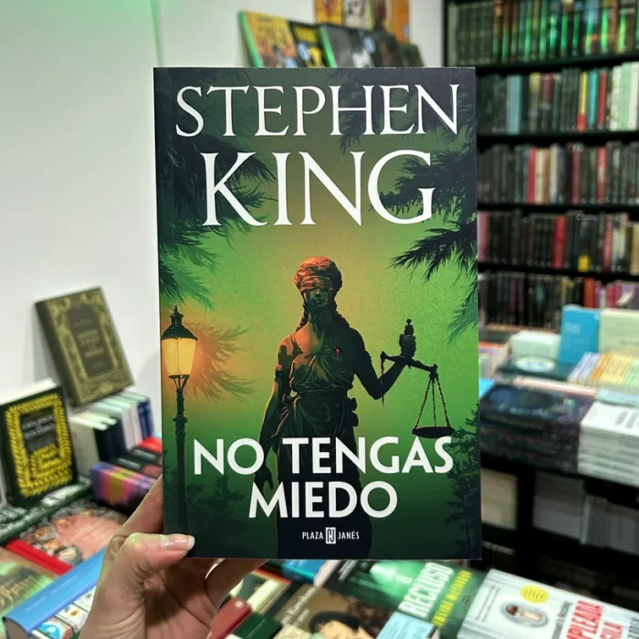 Fotografía de la portada del Libro No tengas miedo de Stephen King 9786287737211